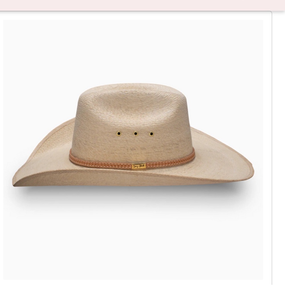 NWOT. Resistol George Strait Tan palm Cowboy Hat with leather sweatband.